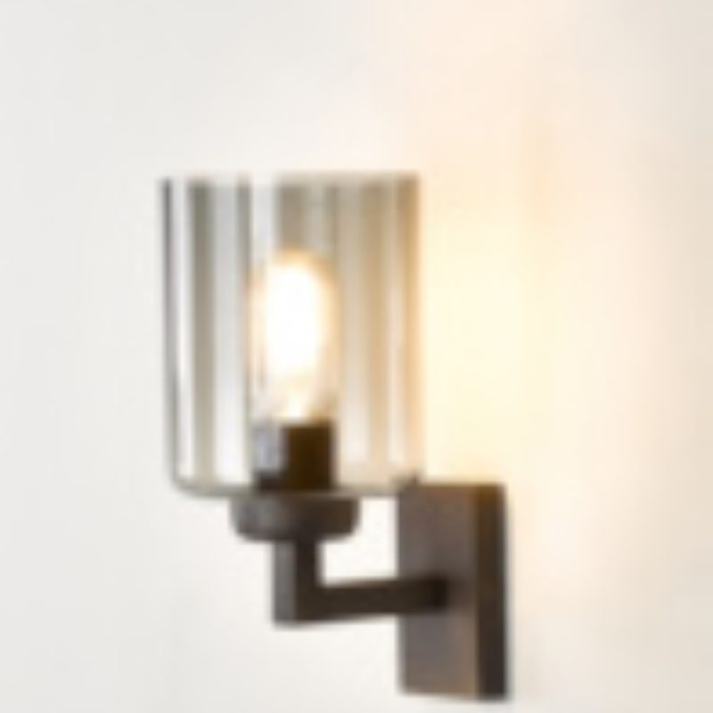 Applique rustique avec verre fumé