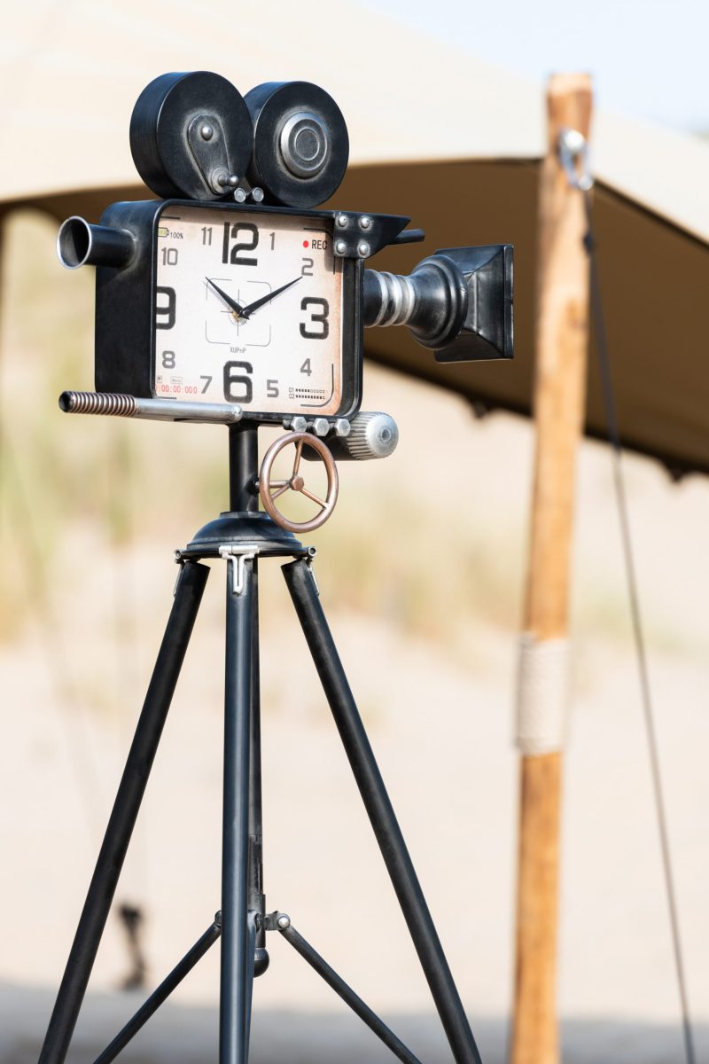 Horloge camera sur pied metal noir - Image 3