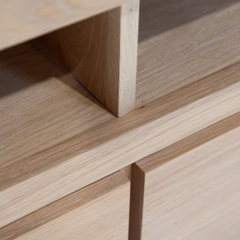 Meuble tv en chêne avec 3 tiroirs et étagères ouvertes en chêne naturel. - Image 4