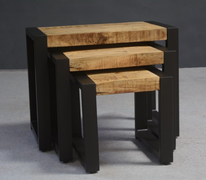 Ensemble de 3 tables d'appoint en bois de manguier