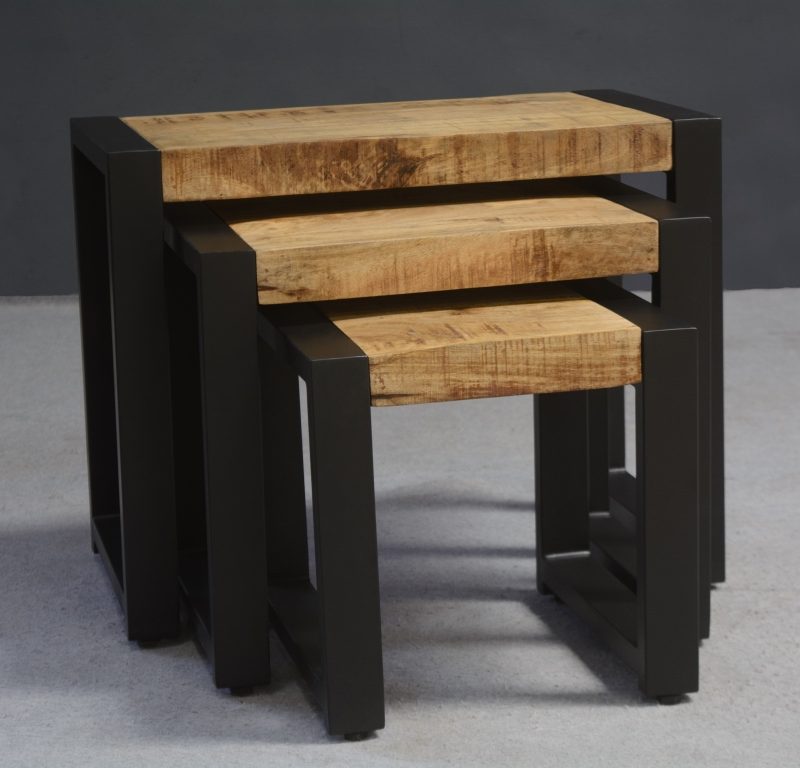 Ensemble de 3 tables d'appoint en bois de manguier