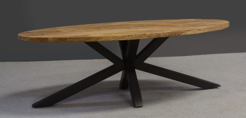 Table basse industrielle en bois de manguier